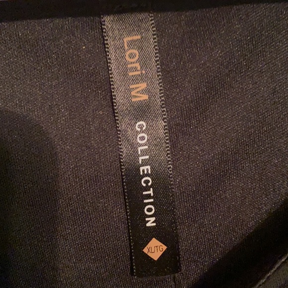 Black cocktail dress - Picture 3 of 3